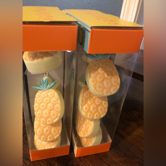 Sun Squad Pineapple String Lights for Indoor or Outdoor Use Get 2 Boxes! - Picture 6 of 7